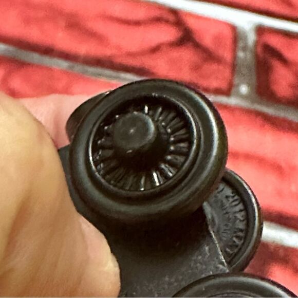 Thomas & Friends magnetic Trains ROCKY’S BACK & STREAMLINED EMILY’S TENDER - Picture 2 of 6